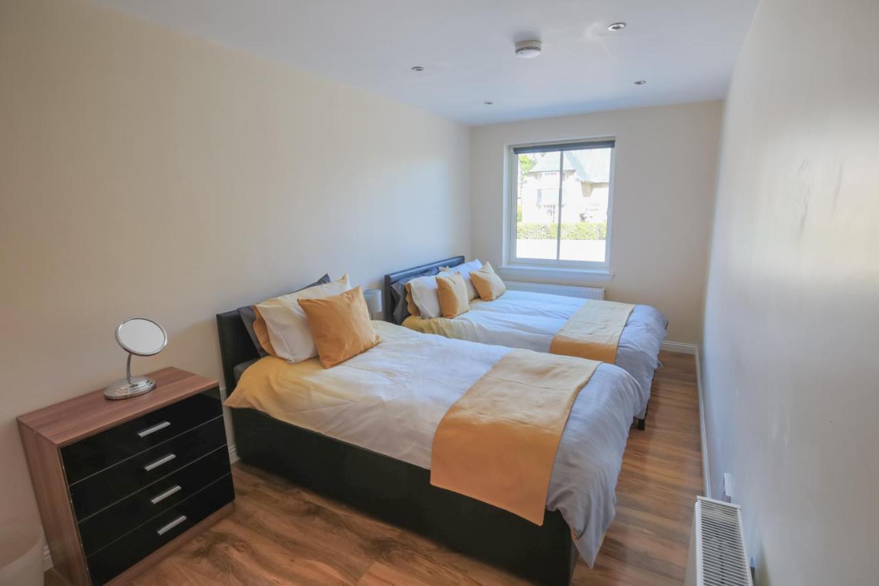 Stylish Modern Newly Built Apartment 15 Min From City Centre เอดินบะระ ภายนอก รูปภาพ
